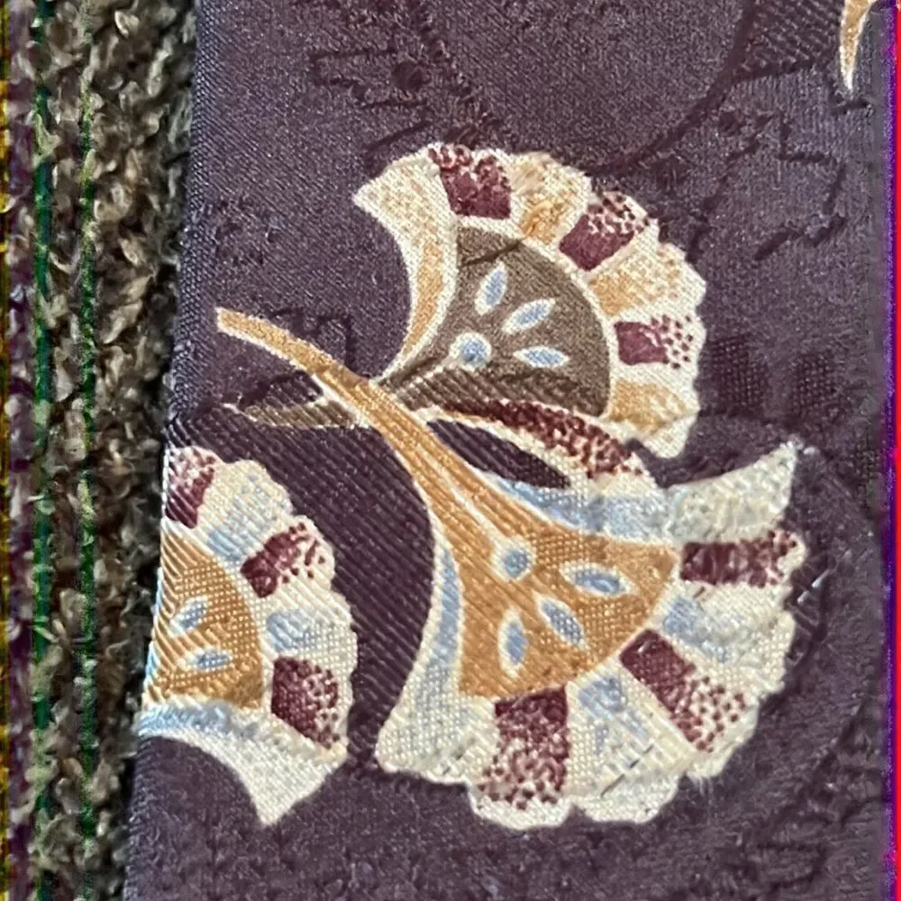 Valentino Italian 100% Silk Eggplant Purple Men’s Tie w/ Handheld Fan Design